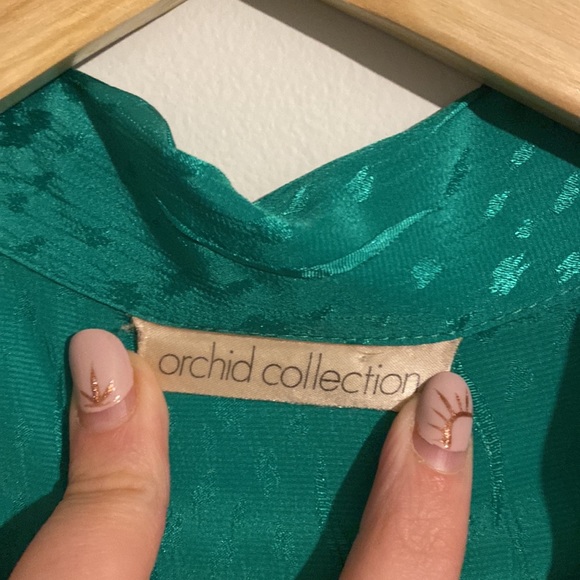 Unique Green Vintage Blouse - Picture 2 of 4